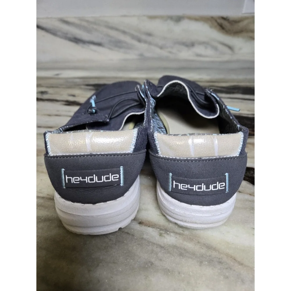 Hey Dude Wendy Women's Size 7 Gray‎ Slip-On Sneakers Corduroy Carbon